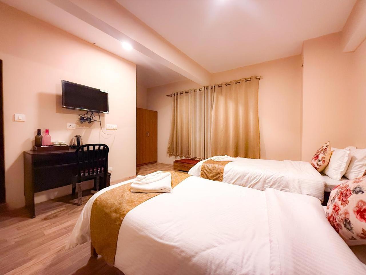 Hotel Shambhala 甘托克 外观 照片